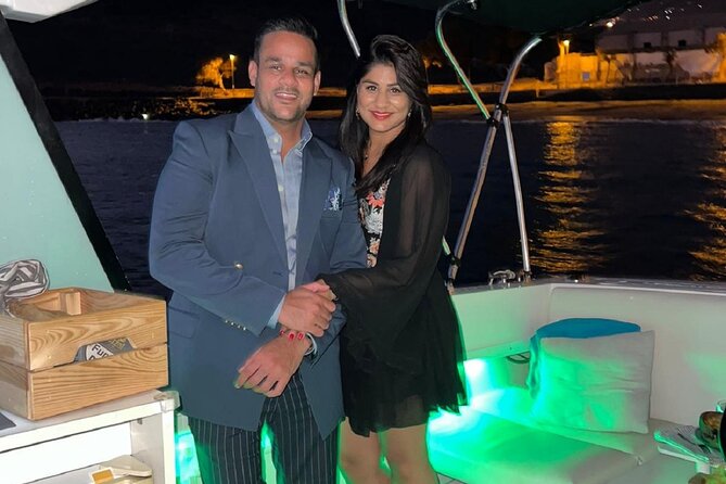 Romantic night ocean boat trip for 2 - The return ride under stars and clouds