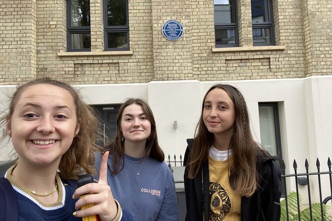 Romantic Notting Hill: Self-Guided Love Story Puzzle Walk - Electric Cinema and The Tabernacle