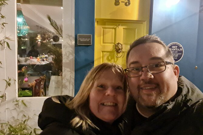 Romantic Notting Hill: Self-Guided Love Story Puzzle Walk - Residential Notting Hill at Lansdowne Crescent and Rosmead Road