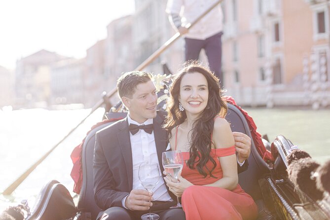 Romantic Photoshoot in Venice - What the one to two hours really gives you