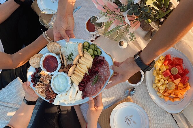 Romantic Picnic by the beach - How the $400 price works
