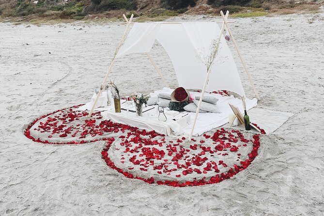Romantic Picnic by the beach - What happens during the two hours