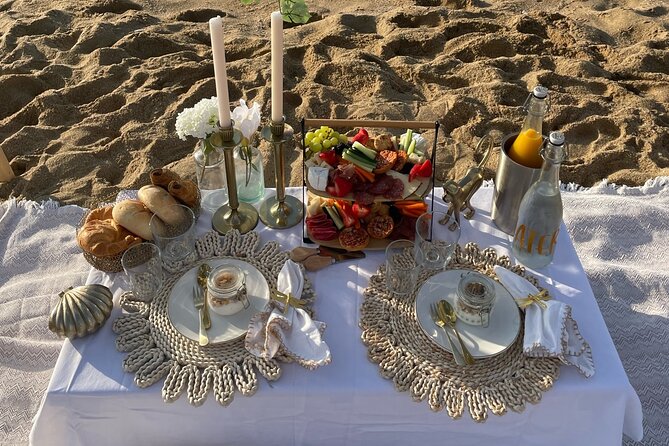 Romantic Picnic - What the 90-minute itinerary feels like