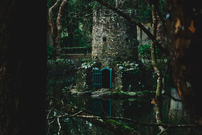 Romantic & Stylish Sintra Self-Drive Tour – Explore All Monuments - Azenhas do Mar adds the Atlantic