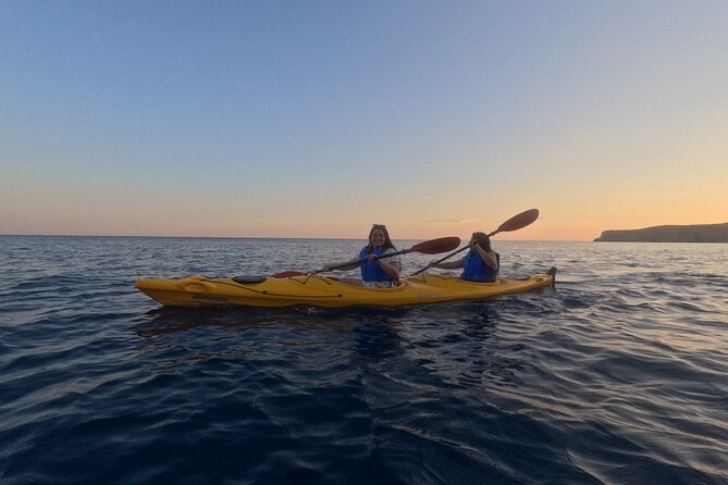 Romantic Sunset Kayaking Tour in Papafragas Cave, Milos - Key points at a glance