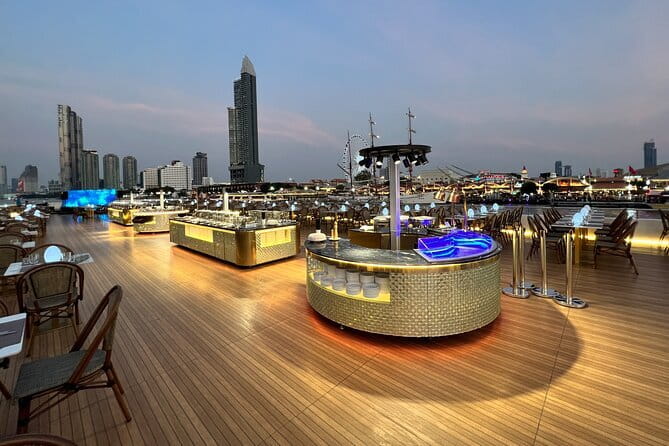 Romantic Sunset The Planet Cruise with Bangkok Night Views - Watching Wat Arun from the Chao Phraya