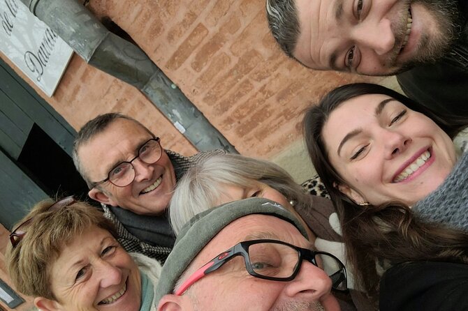 Romantic Toulouse: Self-Guided Love Story Puzzle Walk - Following clues through Toulouse