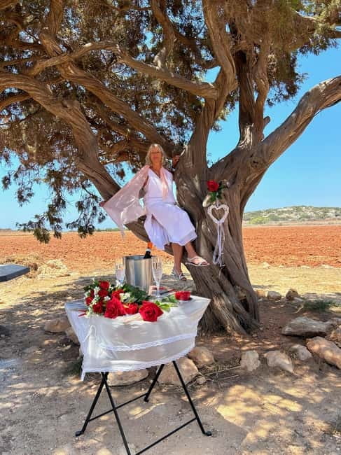 Romantic tour for lovers, couples or friends - A private morning or afternoon in Cape Greco