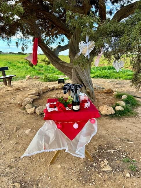 Romantic tour for lovers, couples or friends - The personal touches make the difference