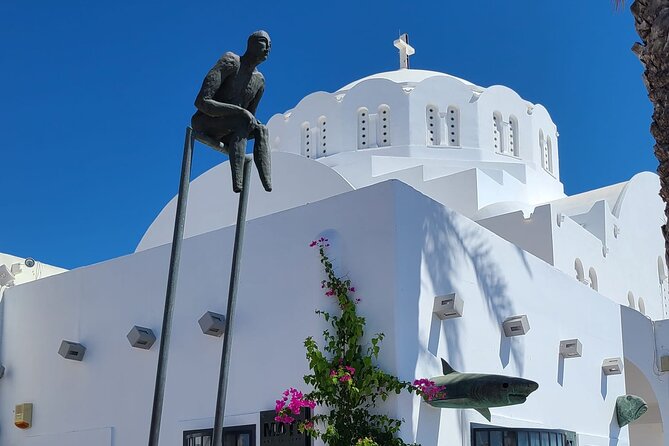 Romantic Tour through Santorini - What the private vehicle adds