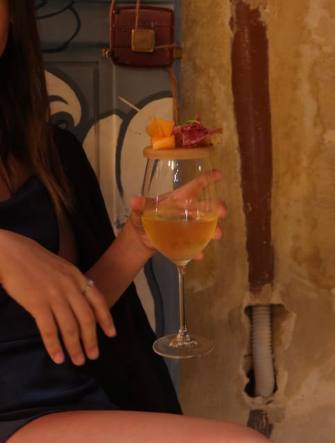 Romantic Wine Tasting Experience at Koccio Valletta - What you may eat with the wine