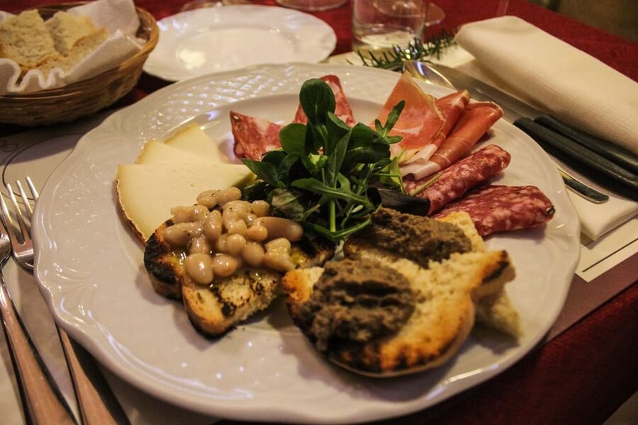 ROMANTIC WINE TOUR FOR 2 - Wine Tour in Chianti (Tuscany) - The second winery adds history and contrast