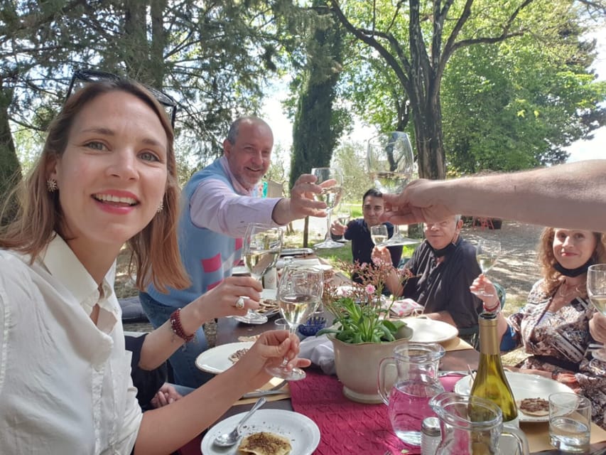 ROMANTIC WINE TOUR FOR 2 - Wine Tour in Chianti (Tuscany) - San Gimignano brings in the medieval side of Tuscany
