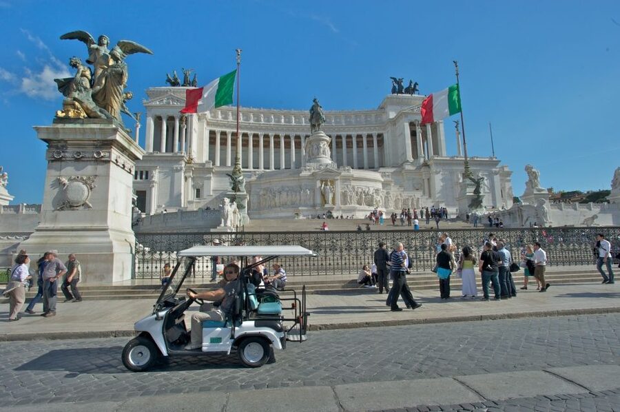 Rome at Sunset: Romantic Tour in an Electric Golf Cart - The Trevi Fountain and Rome’s Baroque heart