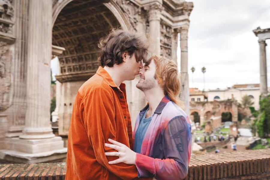 Rome: Couple Photoshoot Experience LGBTQ+ Friendly - What the 45 to 60 Minutes Feel Like