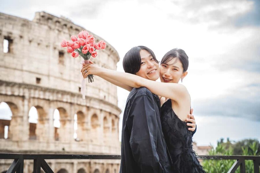 Rome: Couple Photoshoot – Iconic & Romantic - Who should book this experience?