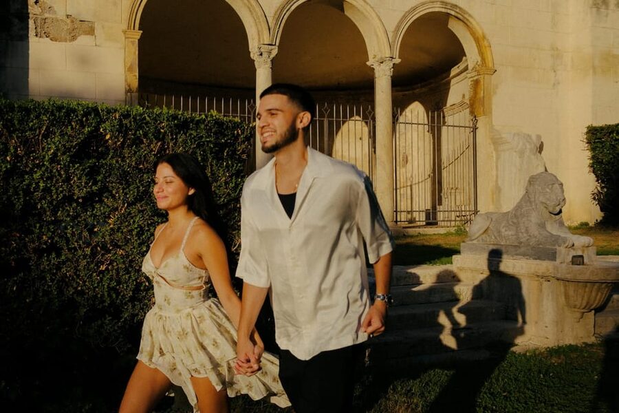 Rome: Personalized Private Couple Photoshoot Experience - The value of a private photographer for one hour
