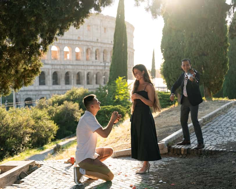 Rome: Romantic Proposal PhotoShoot - A proposal planned around your Rome trip