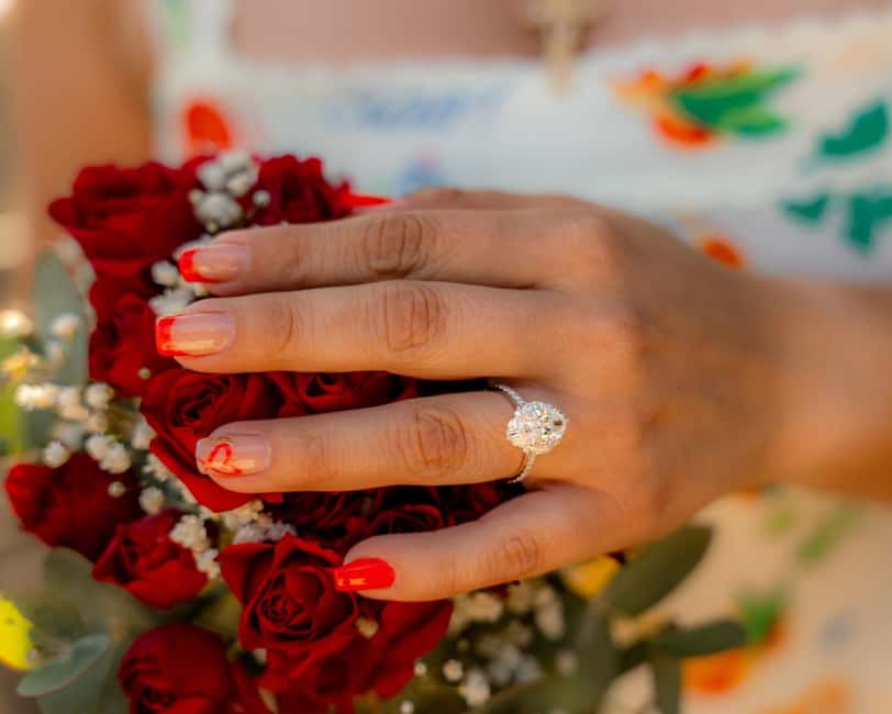 Rome: Romantic Proposal PhotoShoot - Keeping the question a secret