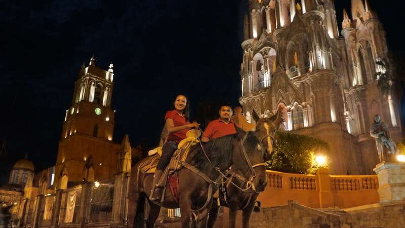 San Miguel: Romantic Horseback Riding at Sunset - The promised romantic dinner