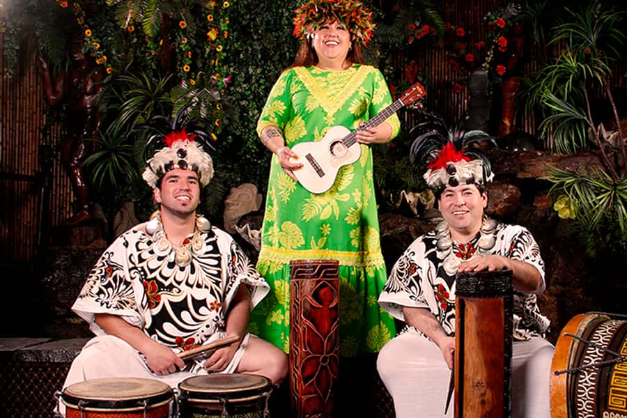 Santiago: Private Dinner & Chilean Folk Show with Transfers - Key points to know before booking