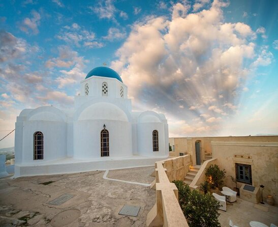 Santorini Private Romantic Tour with Dinner & Wine Tasting - Key points to know before booking
