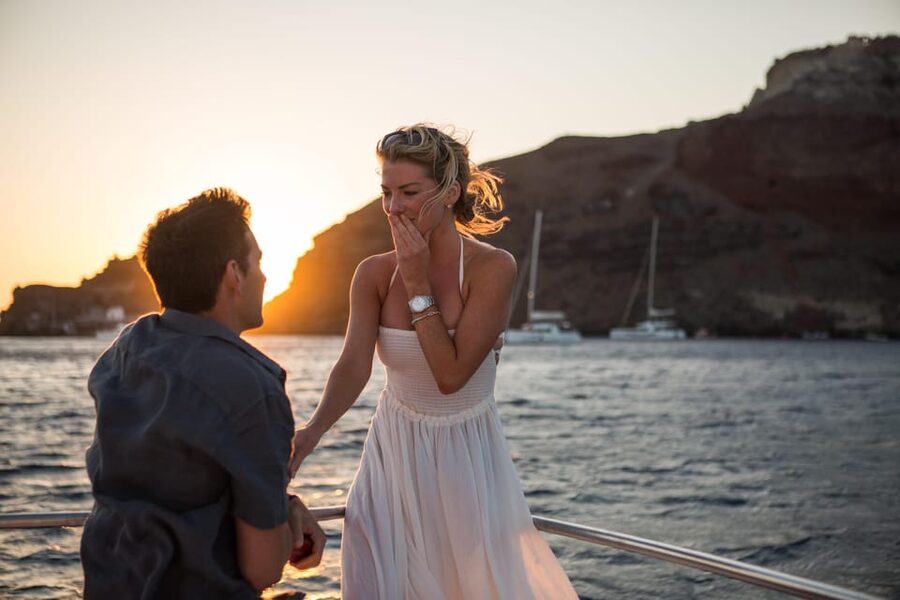 Santorini Proposal: A Luxury Photoshoot for Your Yes! Moment - The planning stage is the real service