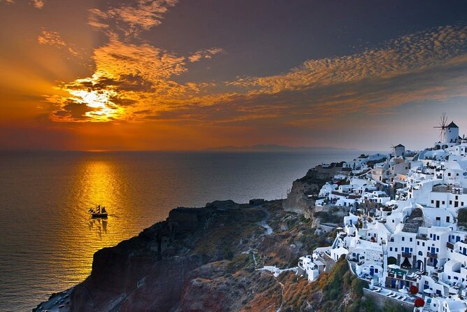 Santorini Sunset Dinner Cruise Including Nea Kameni Visit - Hotel pickup can save you a stressful port transfer
