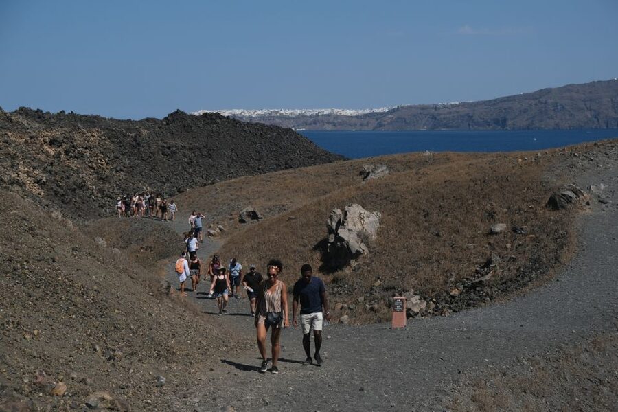 Santorini: Volcano and Hot Springs Sunset Dinner Cruise - A full day on Santorini’s caldera