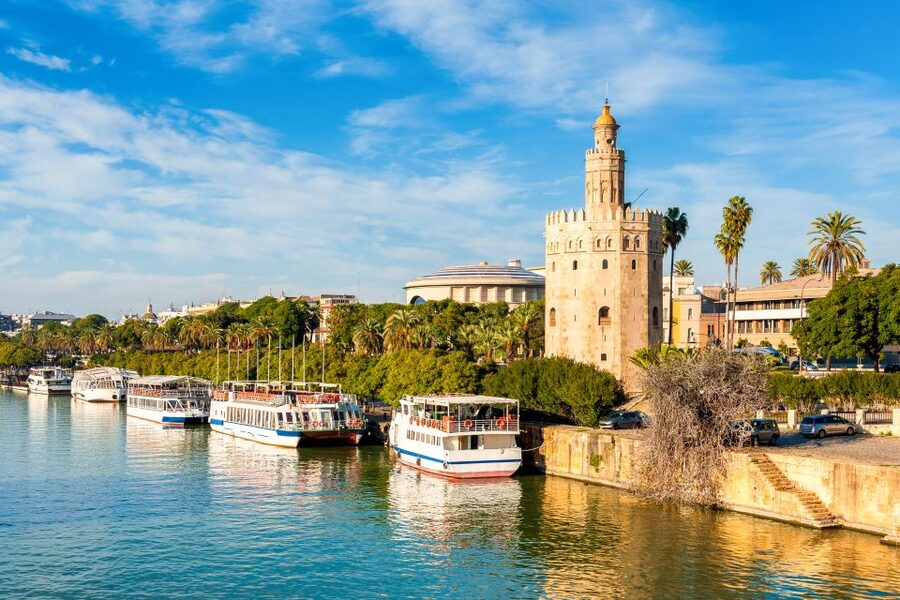 Seville: Authentic and Romantic Horse-Drawn Carriage Ride - Along the Guadalquivir and through Triana