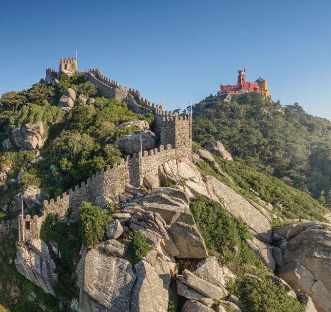 Sintra: The Romantic Village – Private Half-Day Guided Tour - The Moorish Castle from the outside