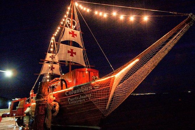 Spanish Galleon - Romantic Lobster Dinner Cruise & Live Saxophone - Live saxophone, dancing, and the mood on board