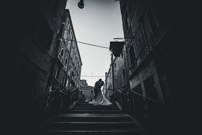 Sunrise Couple Photoshoot Tour - Making the Most of Your Morning