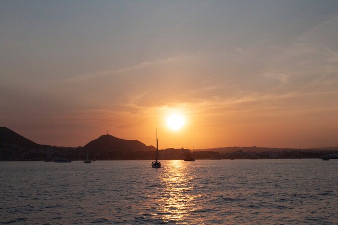 Sunset Dinner Cruise in Cabo San Lucas - Dinner: tasty Mexican food, limited choice