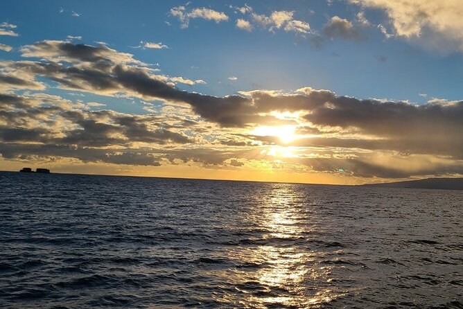 Sunset Dinner Cruise in Honolulu, Hawaii - What the evening is really about