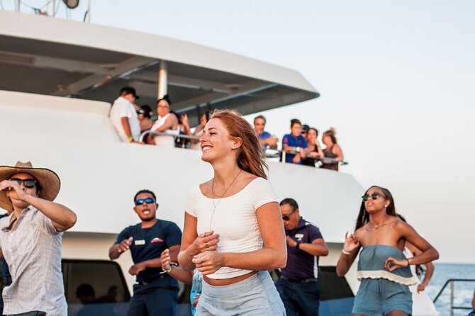Sunset Dinner Cruise in Los Cabos - Dinner: What the Mexican Buffet Includes