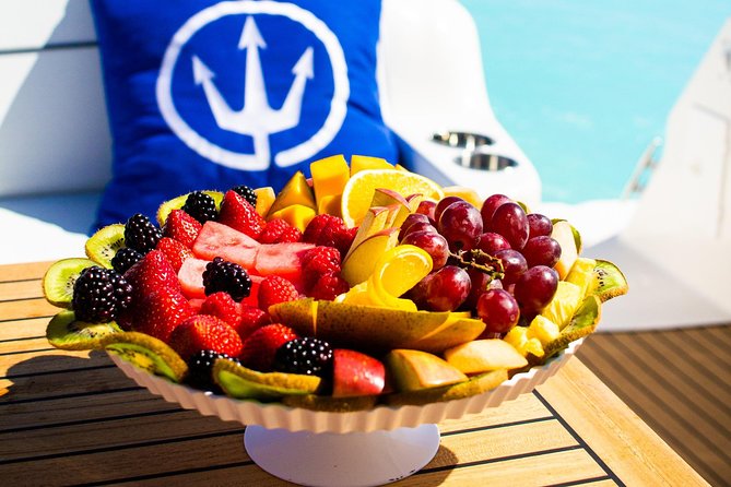 Sunset Dinner Cruise Private Group - What is served during the two-and-a-half-hour cruise