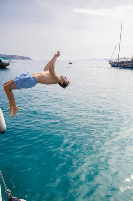 Sunset Dinner Cruise: Swim Stop, Drinks & Onboard Dining - The first sail along the Athens Riviera