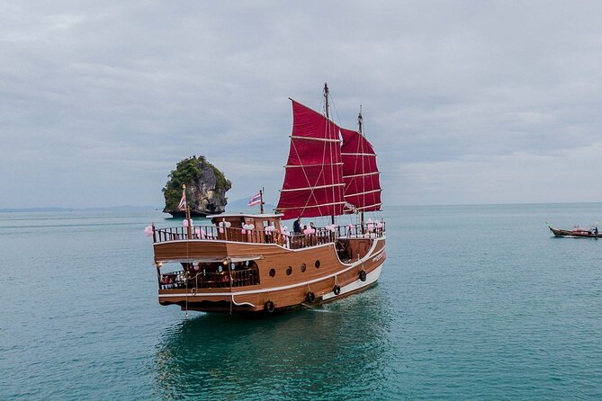 Sunset Dinner Cruise with night Swimming by Luxury Junk Boat - The return route and Krabi sunset