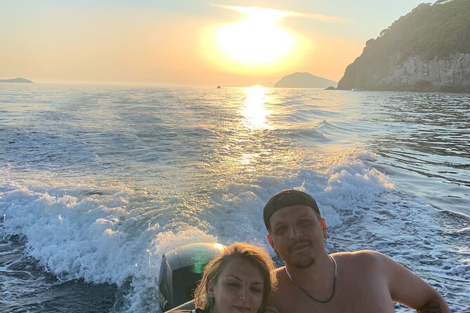Sunset Tour–A Sunset That Isn’t Stuck in Front of the Old Town - Who will enjoy this cruise most
