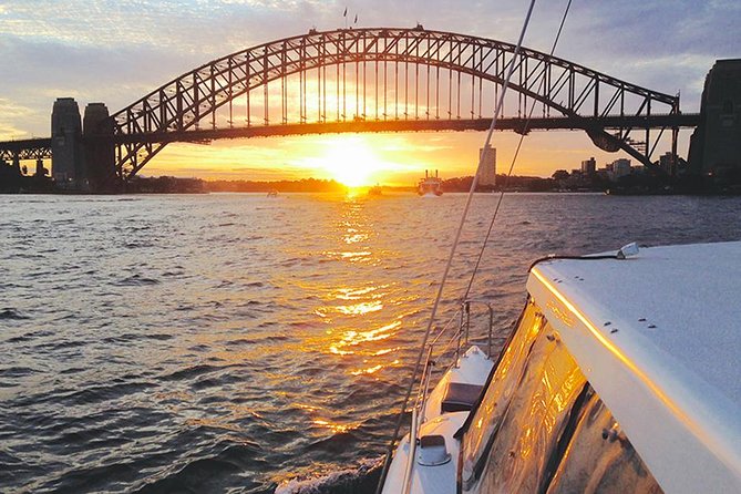 Sydney Harbour Sunset Dinner Cruise from Circular Quay - What the service and seating are like