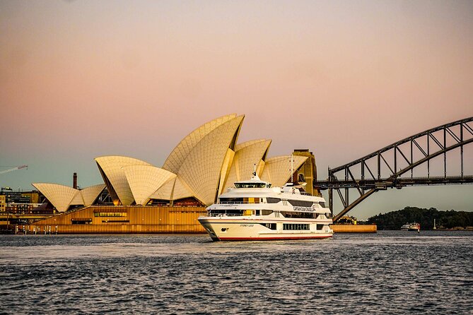 Sydney Harbour Sunset Dinner Cruise from Darling Harbour - A dinner cruise built around Sydney’s best views