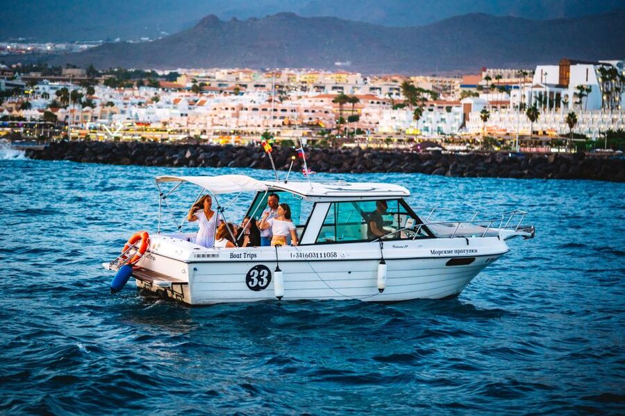 Tenerife South: Romantic Night Cruise - A private night on Tenerife’s southern coast