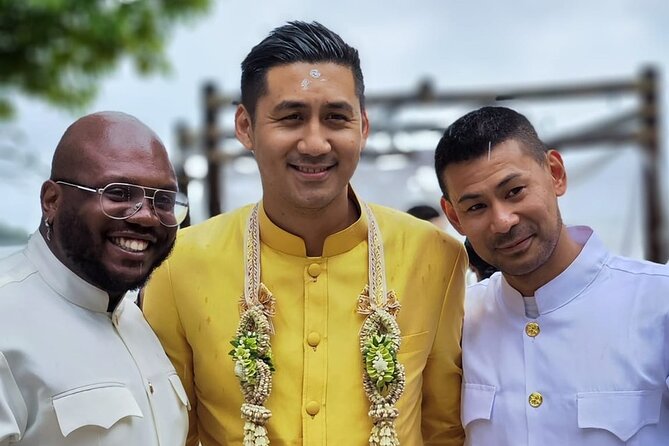 Thai Wedding ceremony (Bangkok) - A symbolic wedding at Bangkok’s Golden Mount