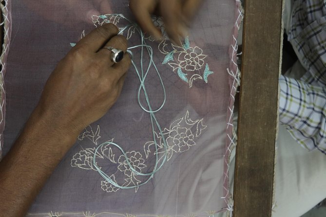 The Indian Wedding Tour : Dance, Textile, Workshops all inclusive - The guides can shape the whole experience