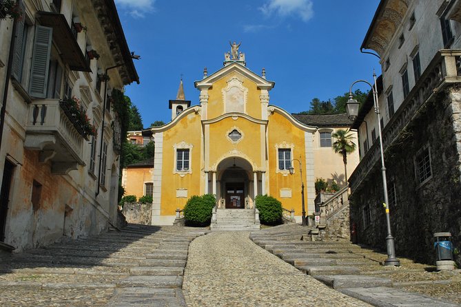 The romantic village of Orta San Giulio with a tour guide - What Giulia Ferrari Adds
