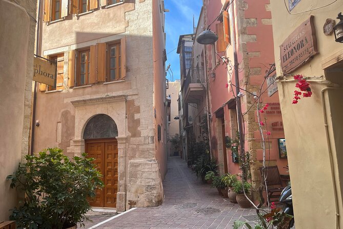 True Love in Chania: Self-Guided Romantic Puzzle Walk - A romantic puzzle in Chania’s old town