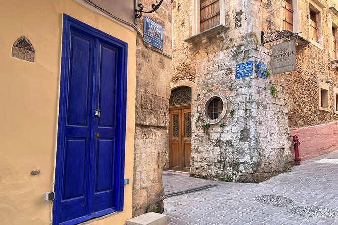 True Love in Chania: Self-Guided Romantic Puzzle Walk - Theotokopoulou and the pleasure of wandering