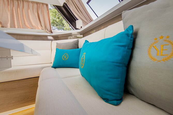 Tulum: Romantic Dinner on 34' Aventura Catamaran – All Inclusive - Premium drinks and a candlelit table