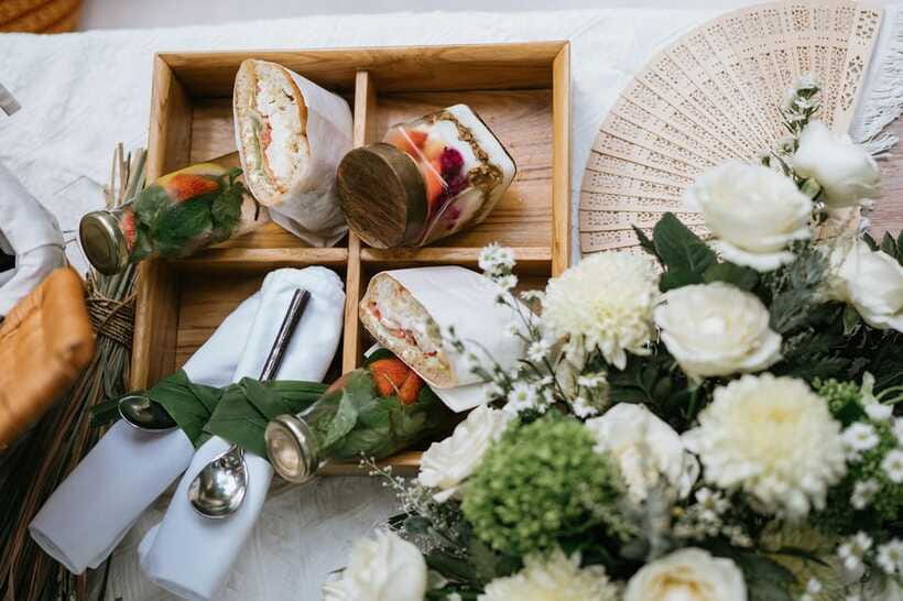 Ubud: Romantic Picnic on a Wooden Boat with Sparkling Wine - Getting there and planning your timing
